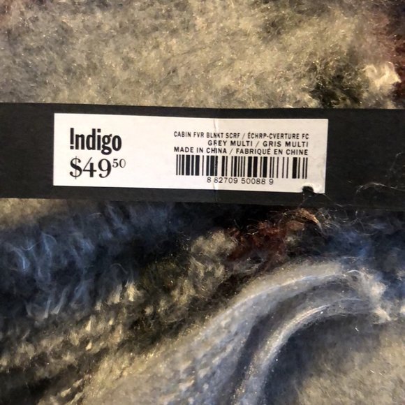 LOVE& LORE CABIN FEVER BLANKET SCARF GREY MULTI - Picture 3 of 8